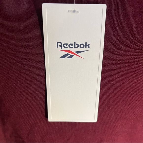 NWT maroon Reebok graphic tee size 1X - Picture 6 of 7